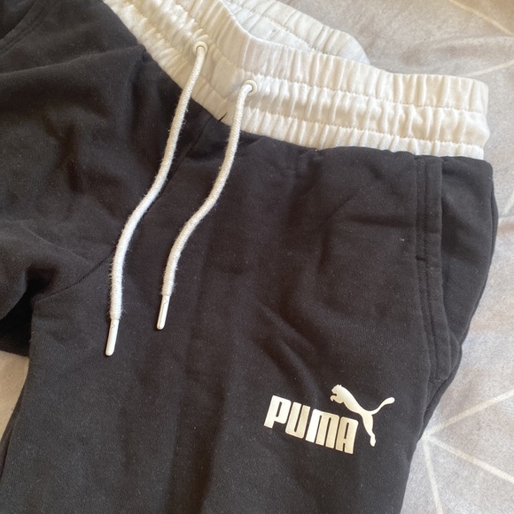 Black & White Puma track pants - Picture 3 of 5